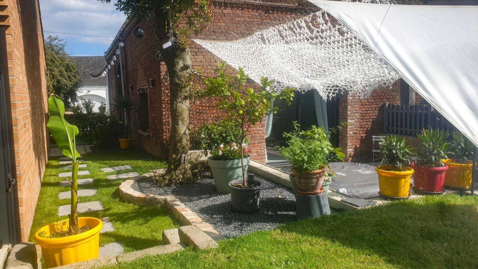 Gary Suite - Studio Cosy, Spa Et Jardin Privatif A 4 Min De Cambrai Awoingt Kültér fotó