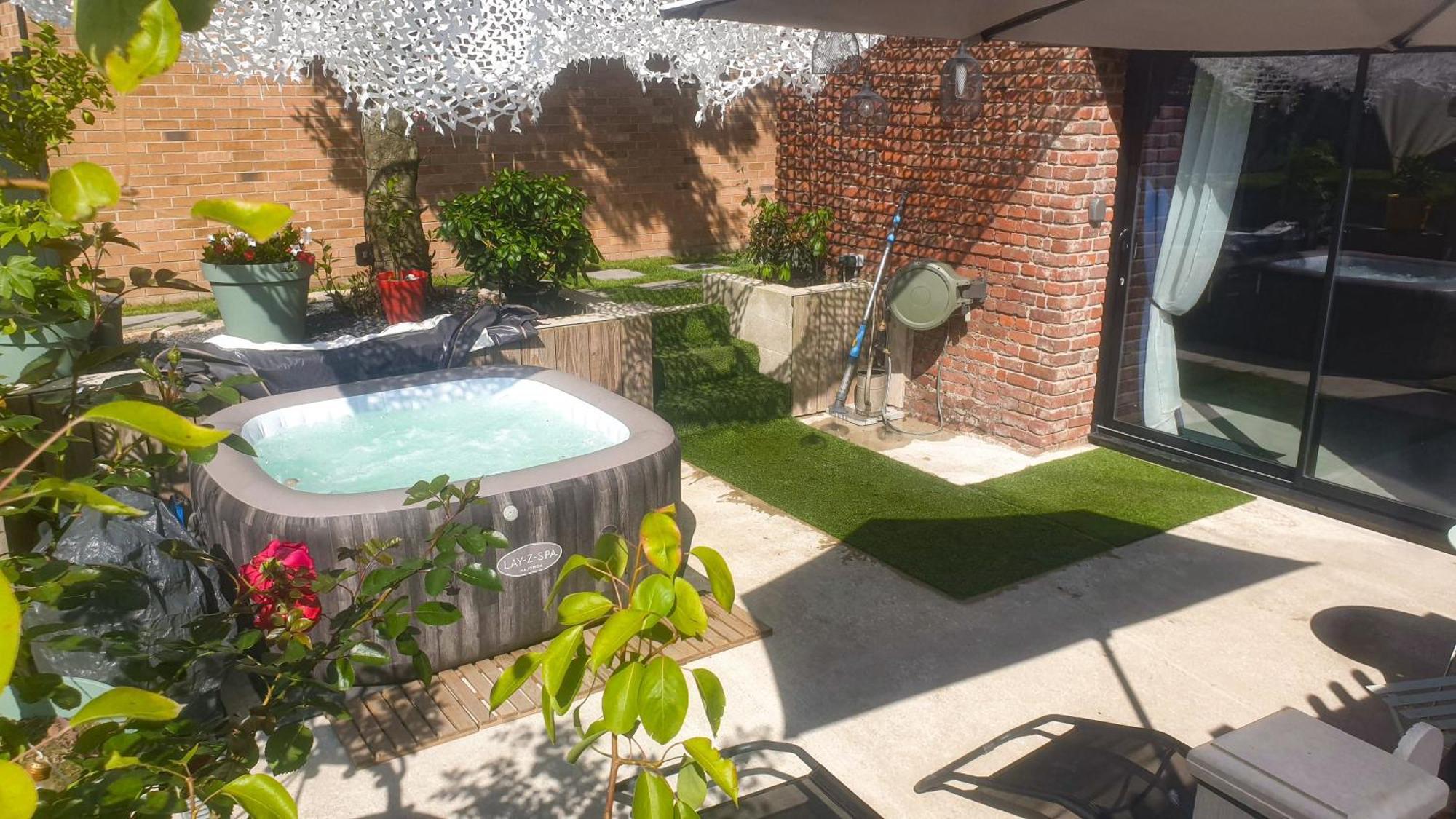 Gary Suite - Studio Cosy, Spa Et Jardin Privatif A 4 Min De Cambrai Awoingt Kültér fotó
