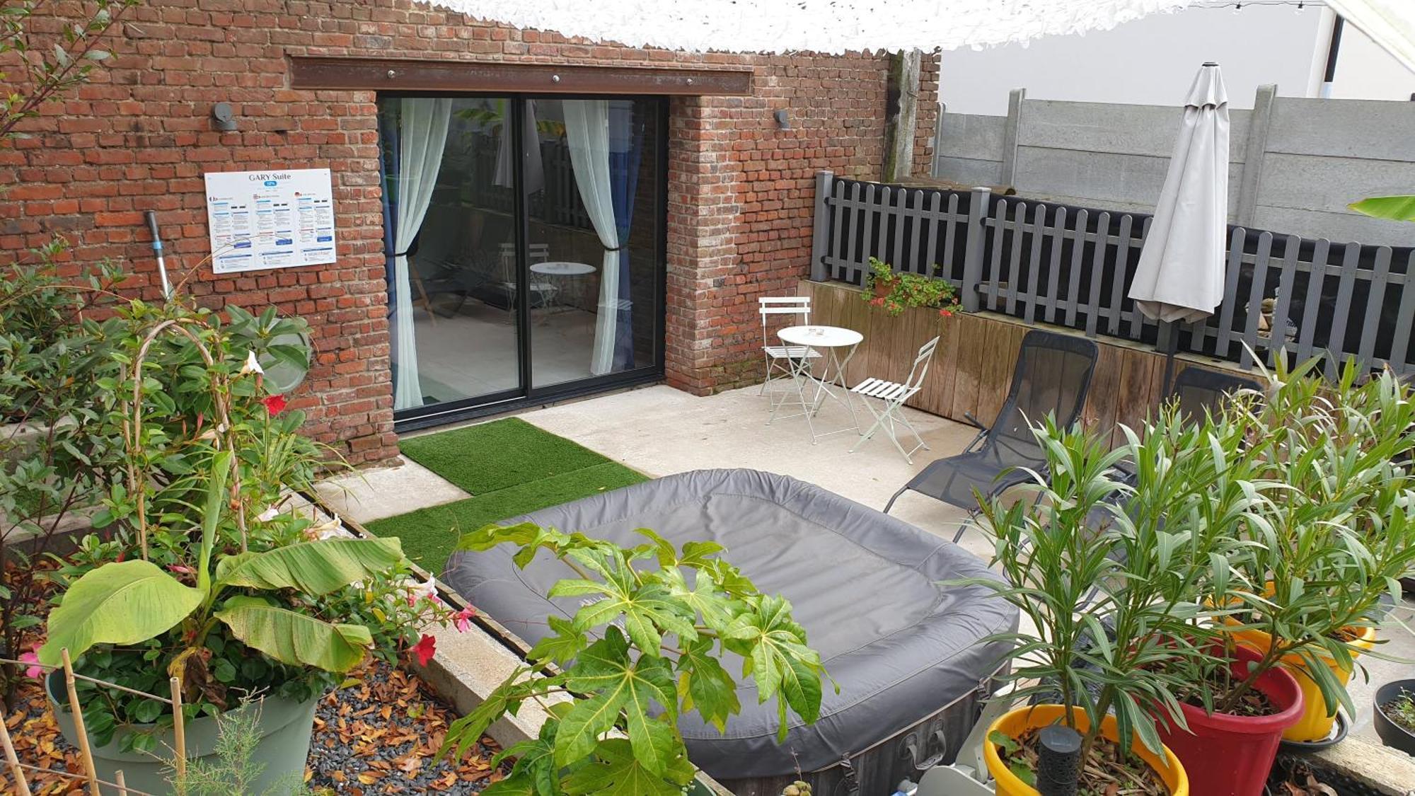 Gary Suite - Studio Cosy, Spa Et Jardin Privatif A 4 Min De Cambrai Awoingt Kültér fotó